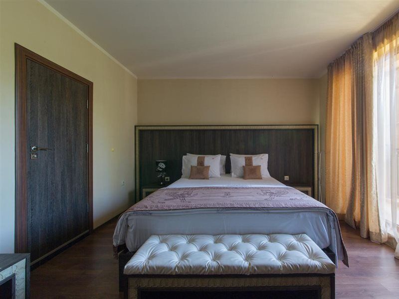 Argisht Palace Apartments Only ゴールデンサンド エクステリア 写真